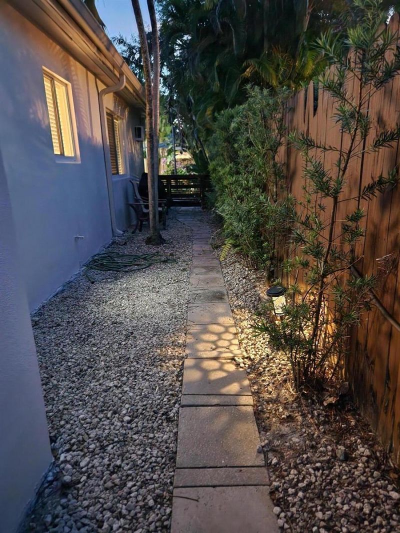 1207 NE 12th Avenue , Fort Lauderdale, FL 33304 Photo