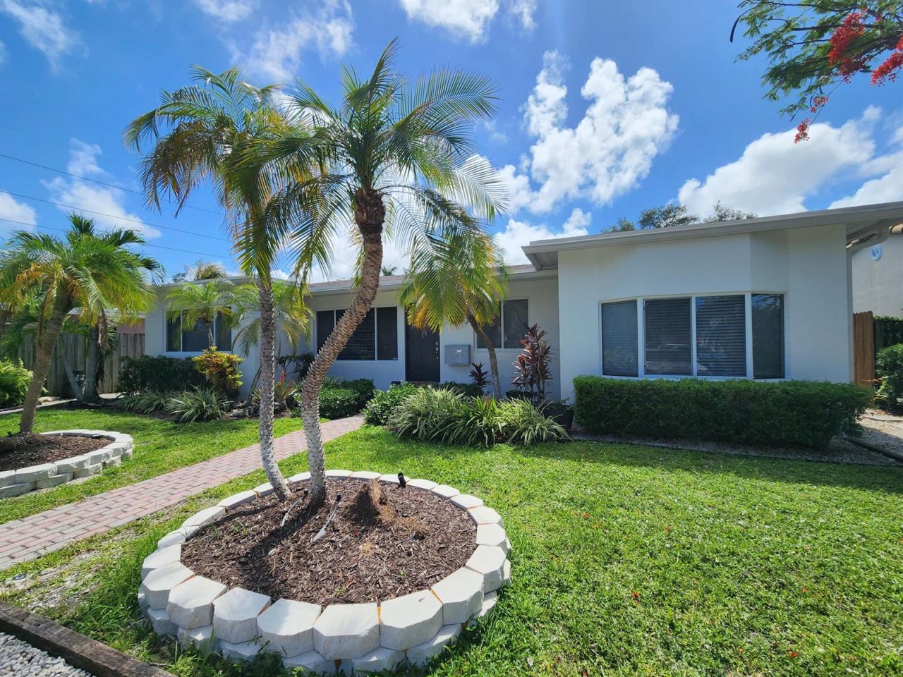 1207 NE 12th Avenue , Fort Lauderdale, FL 33304 Photo