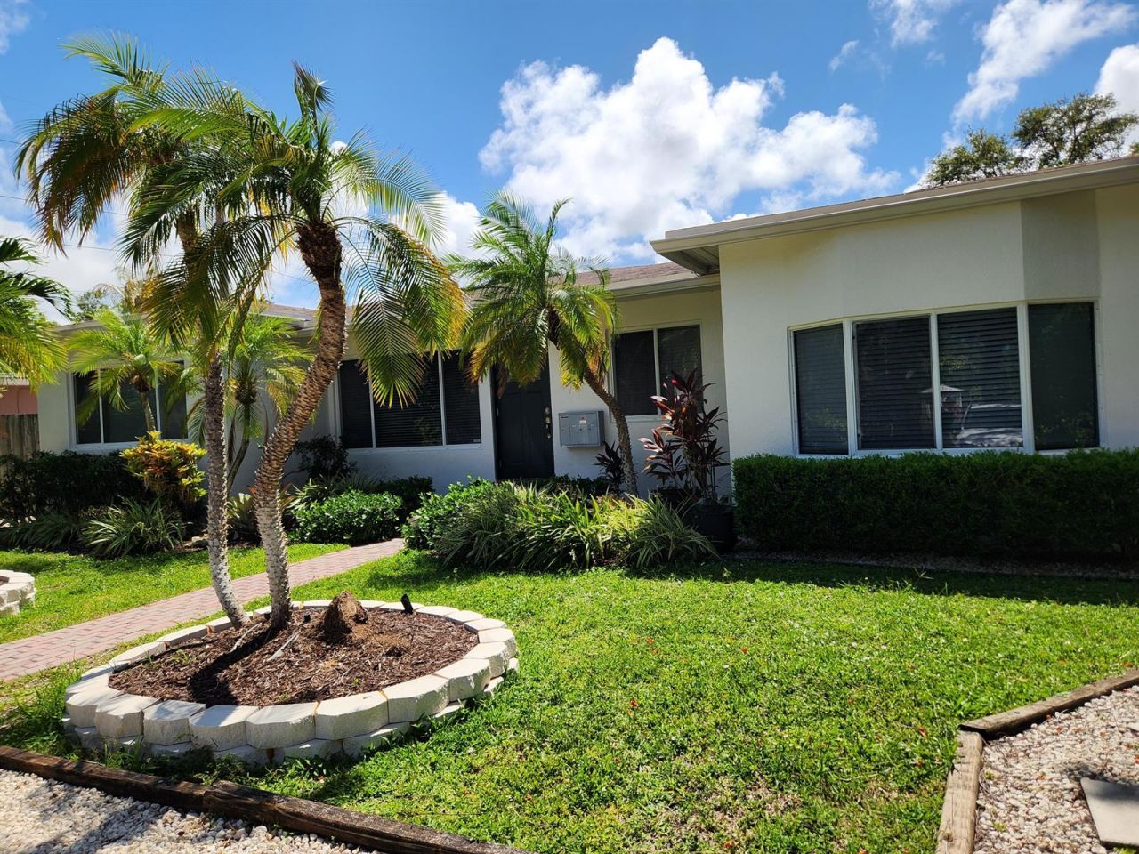 1207 NE 12th Avenue , Fort Lauderdale, FL 33304 Photo