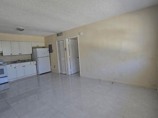 1290 NE 142nd Street , Unit 2, North Miami, FL 33161