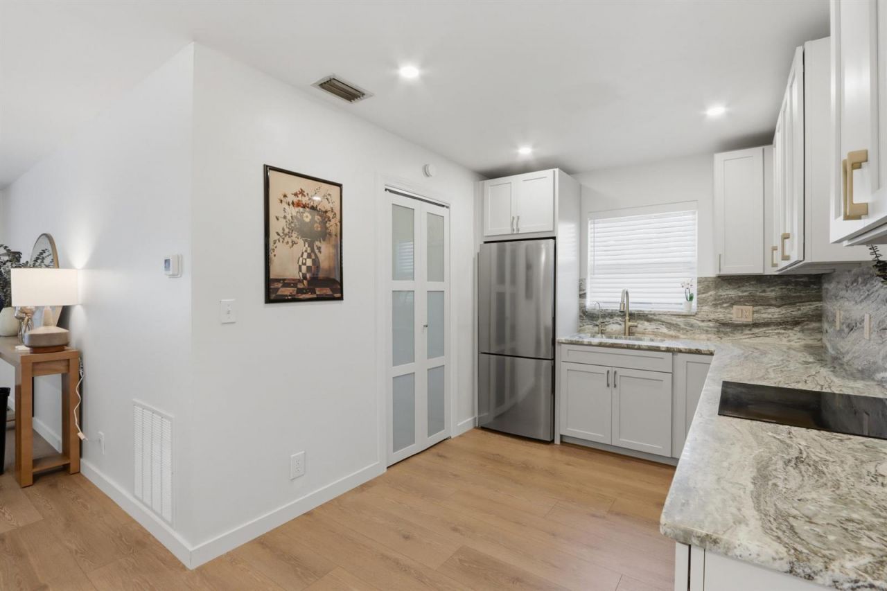 365 Garden Boulevard , Palm Beach Gardens, FL 33410 Photo
