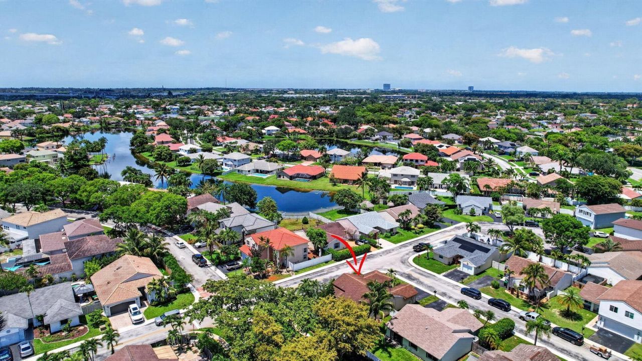 13970 Oaklawn Place , Davie, FL 33325 Photo