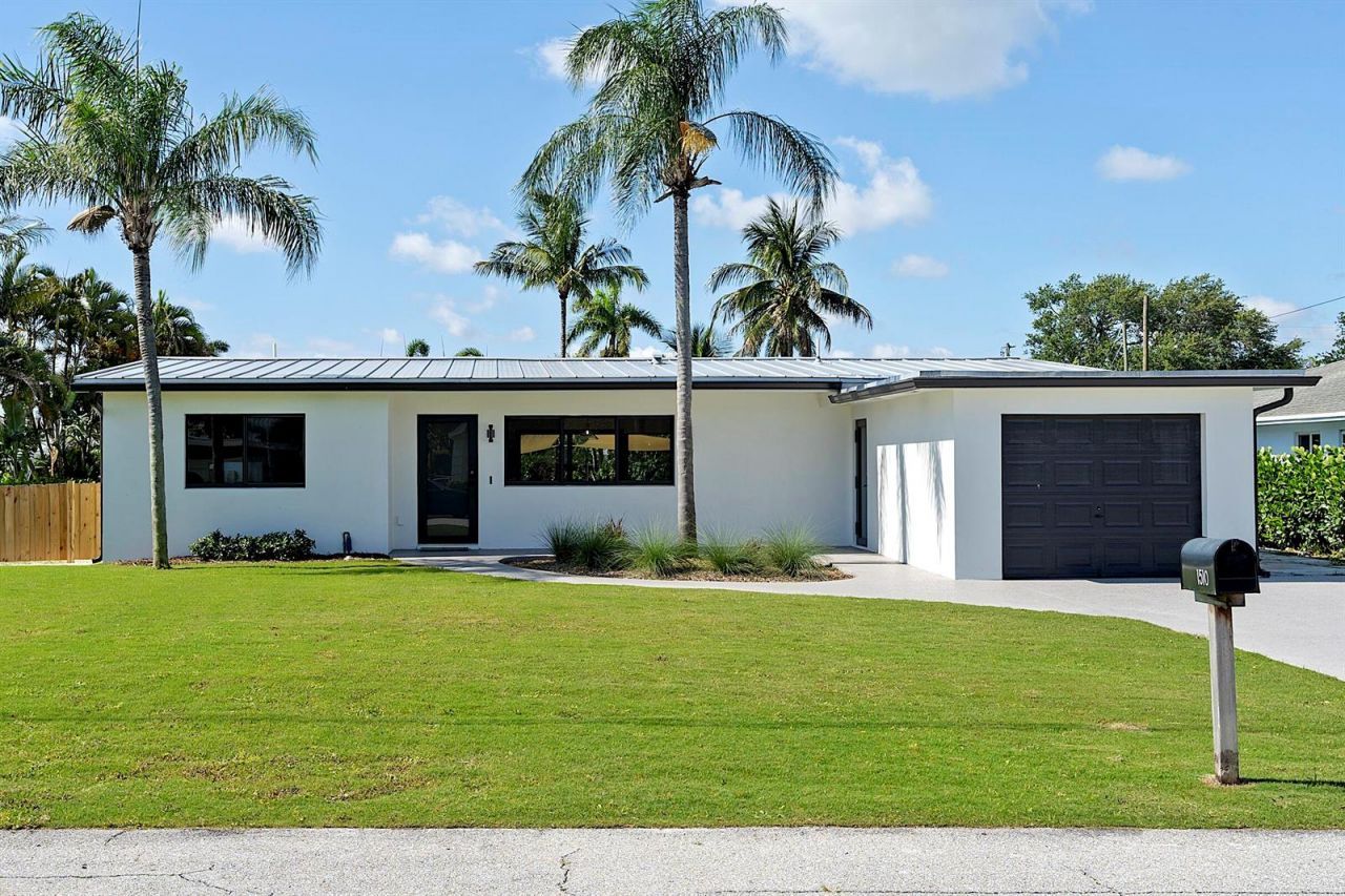 1510 Carandis Circle , Lake Clarke Shores, FL 33406 Photo