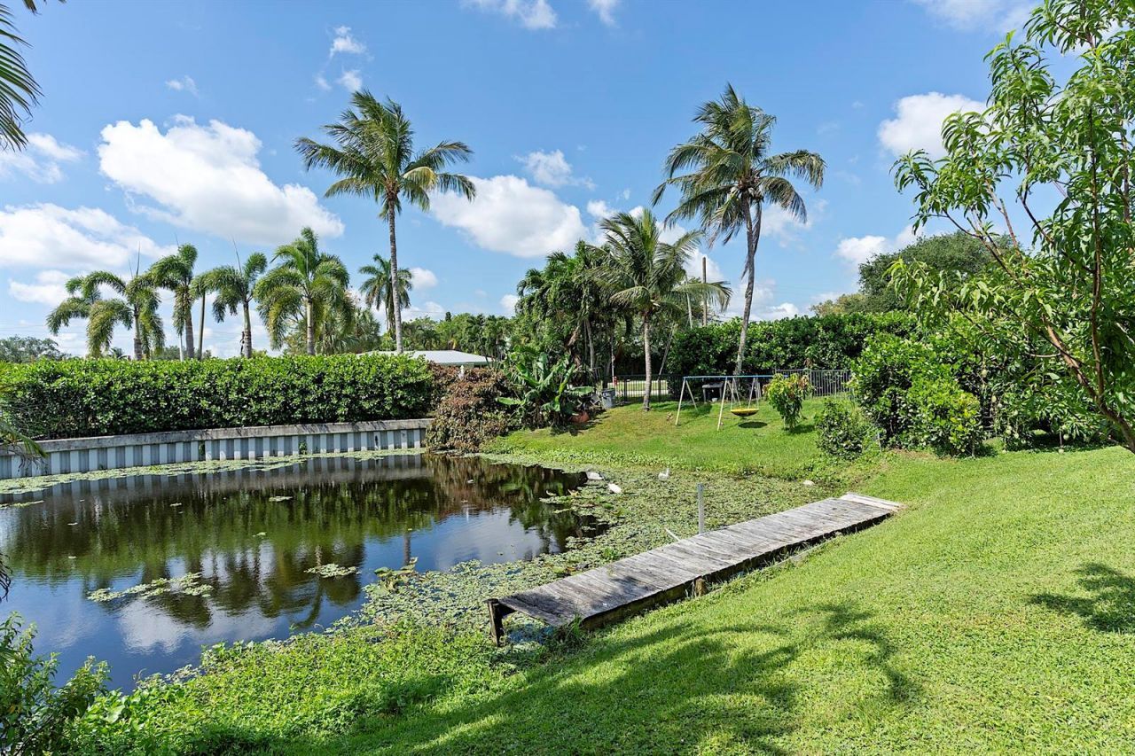 1510 Carandis Circle , Lake Clarke Shores, FL 33406 Photo