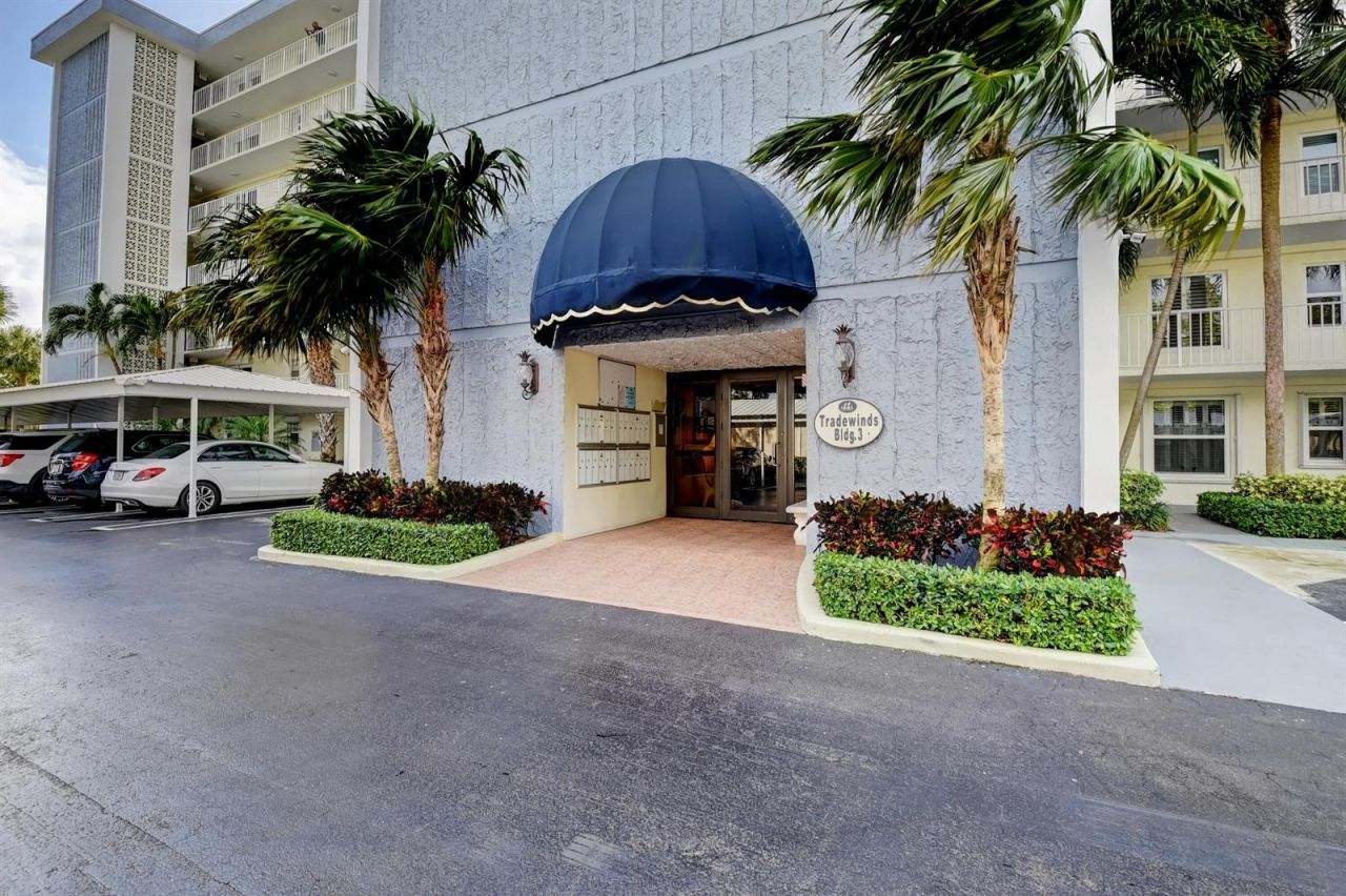 1 Harbourside Drive , Unit 3702, Delray Beach, FL 33483 Photo