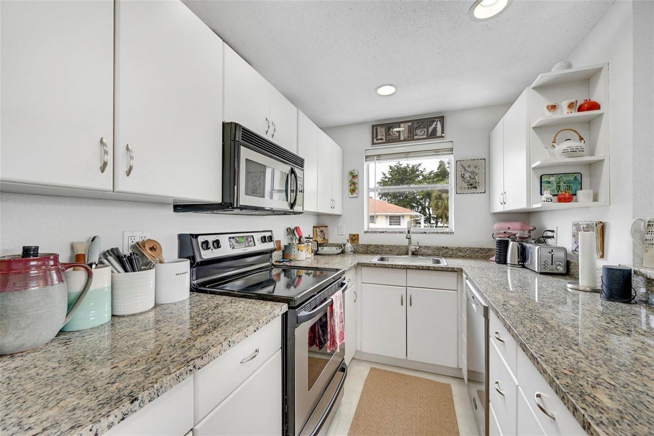 2715 NE 49th Street , Fort Lauderdale, FL 33308 Photo