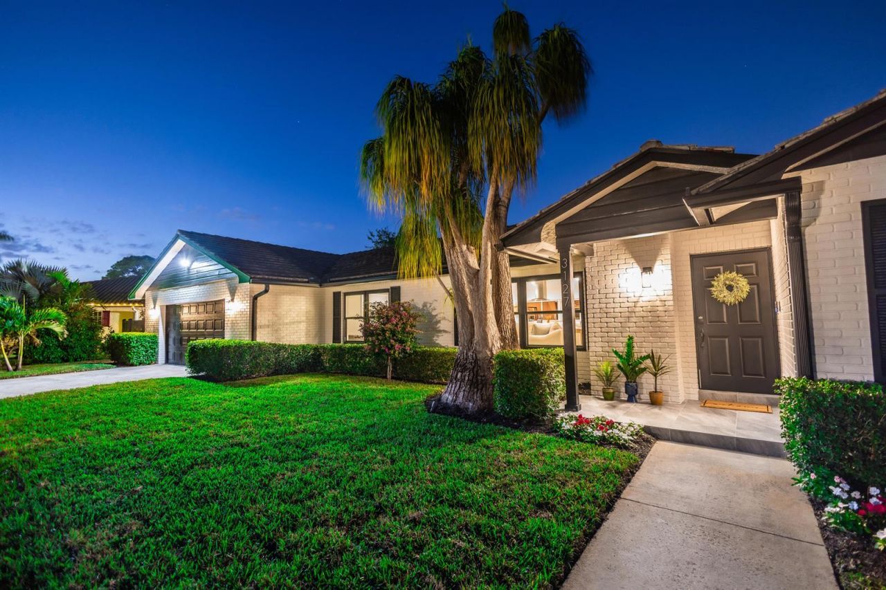 3127 Sherwood Boulevard , Delray Beach, FL 33445 Photo