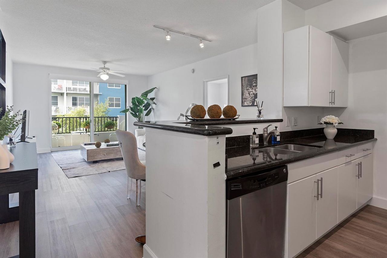 2401 NE 65th Street , Unit 502, Fort Lauderdale, FL 33308 Photo