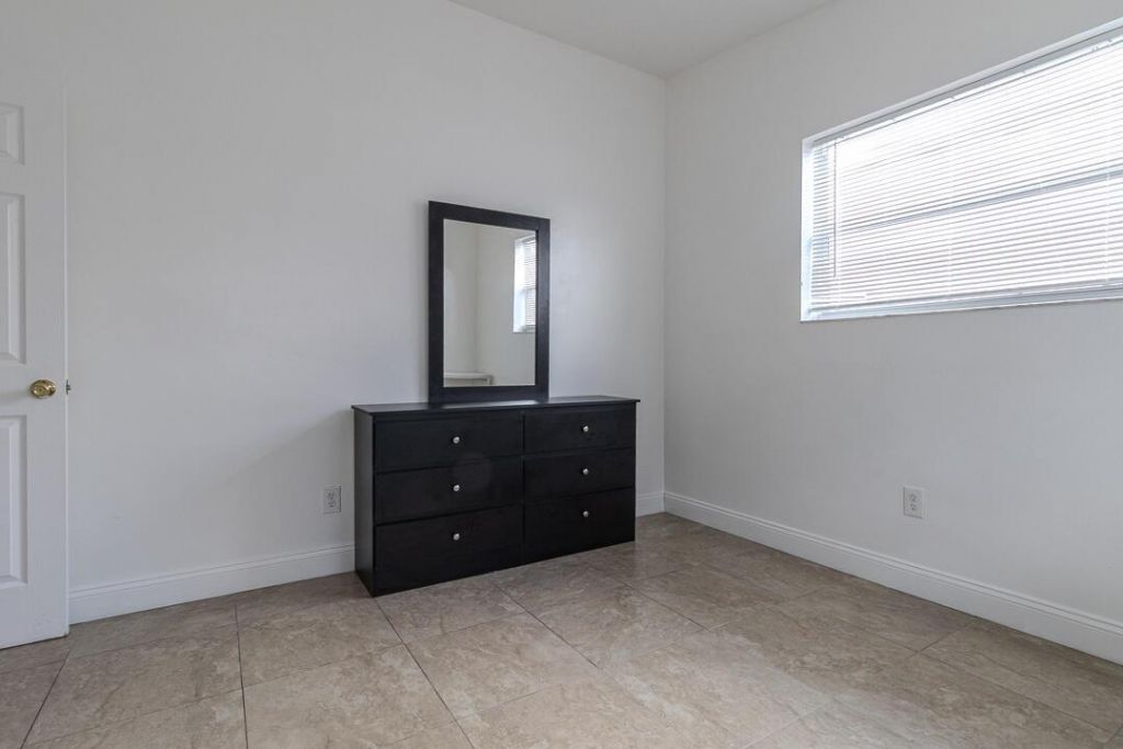 630 NW 15th Terrace , Unit 1-2, Fort Lauderdale, FL 33311 Photo