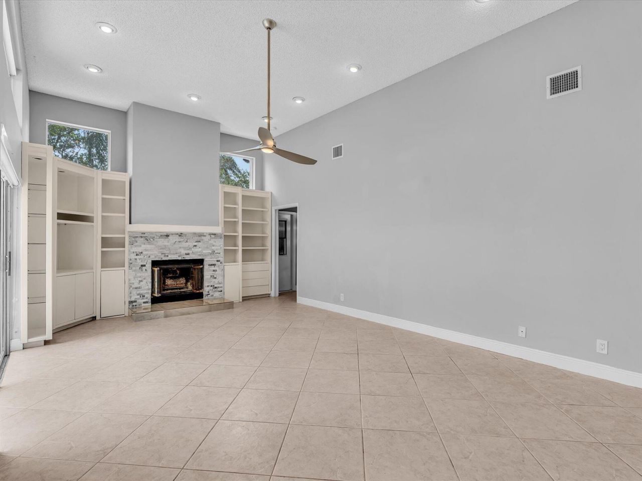 10434 NW 6th Court , Coral Springs, FL 33071 Photo