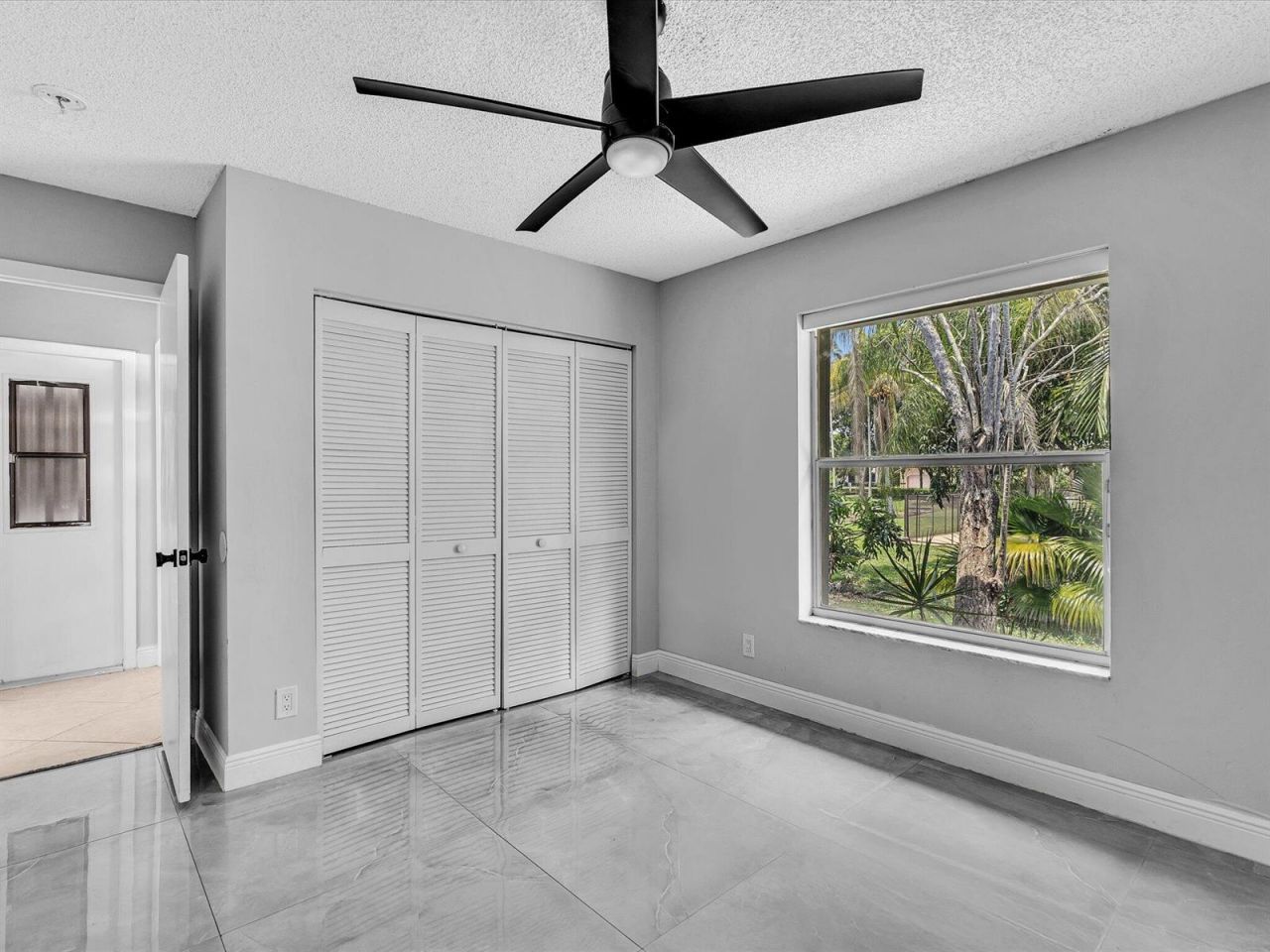 10434 NW 6th Court , Coral Springs, FL 33071 Photo