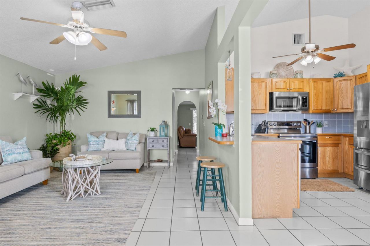 13401 SW 9th Place , Davie, FL 33325 Photo
