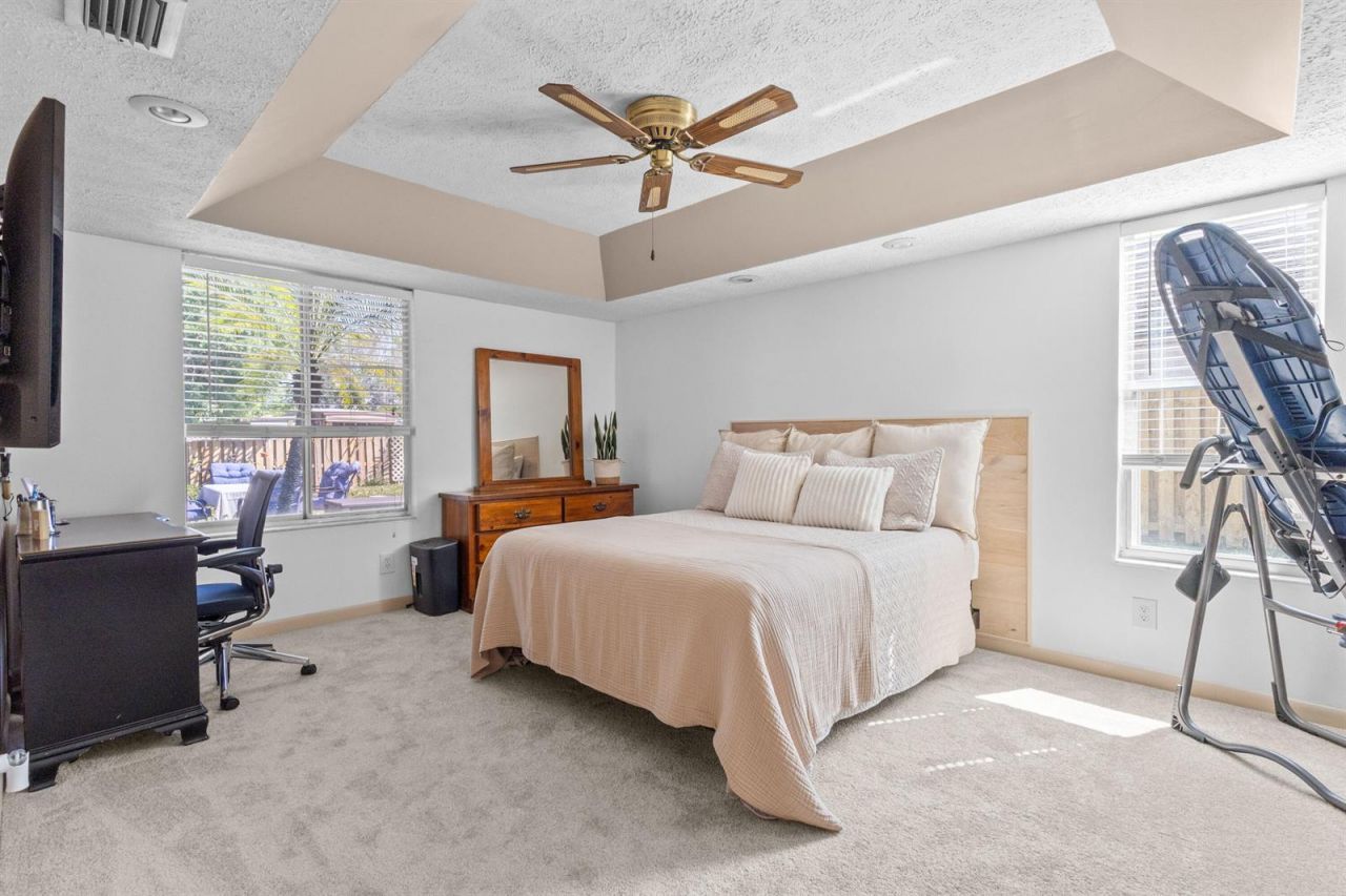 13401 SW 9th Place , Davie, FL 33325 Photo