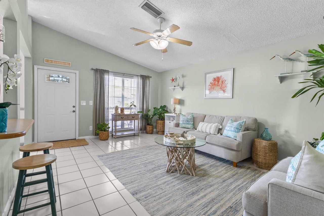 13401 SW 9th Place , Davie, FL 33325 Photo