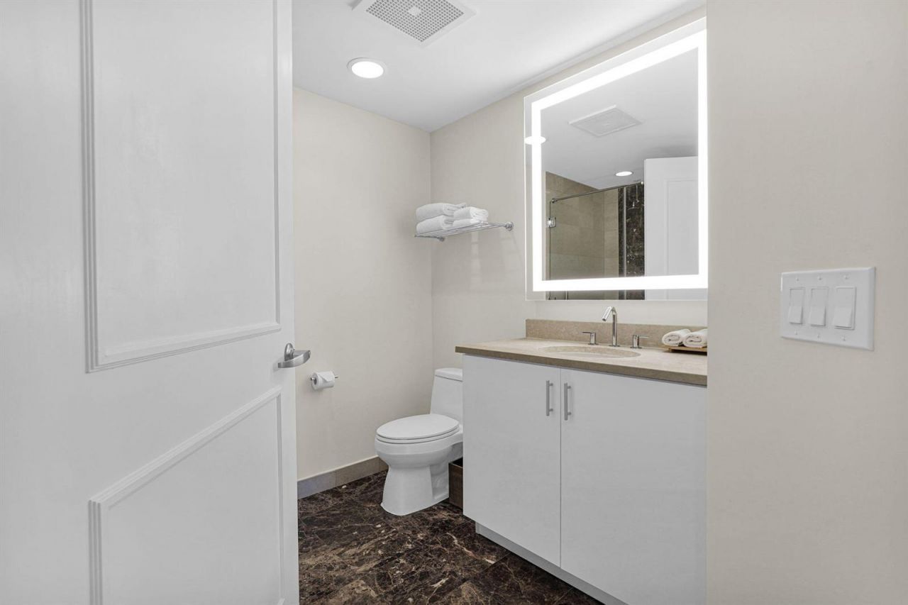 505 N Fort Lauderdale Beach Boulevard , Unit 2018, Fort Lauderdale, FL 33304 Photo