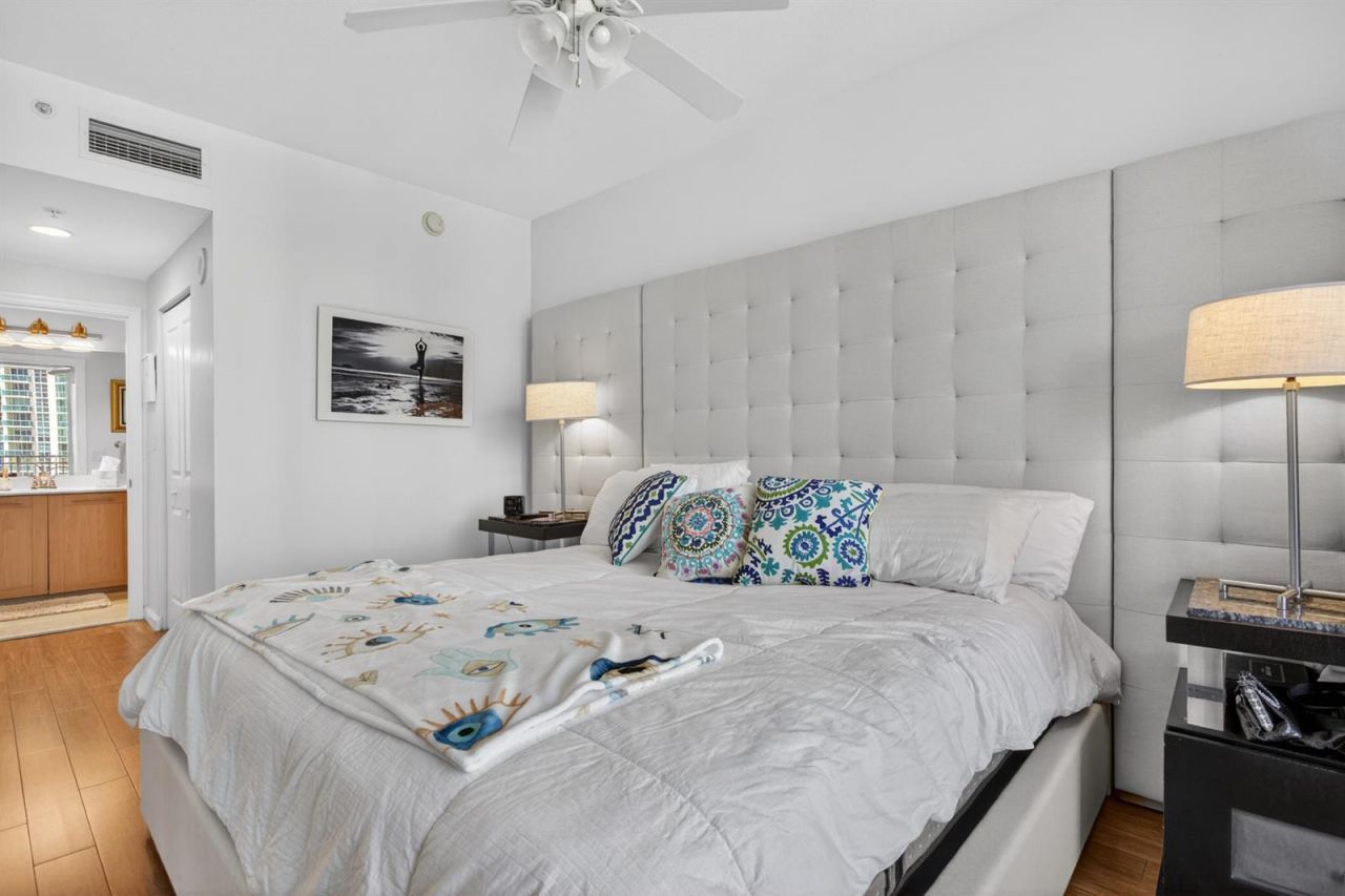511 SE 5th Avenue , Unit 1102, Fort Lauderdale, FL 33301 Photo