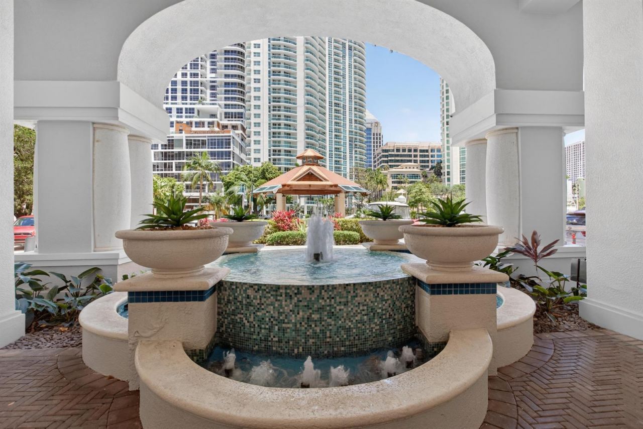 511 SE 5th Avenue , Unit 1102, Fort Lauderdale, FL 33301 Photo