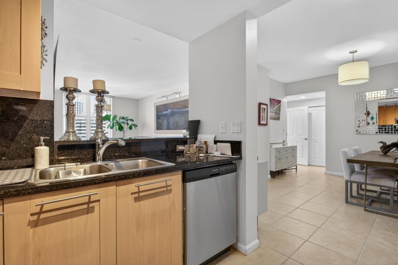511 SE 5th Avenue , Unit 1102, Fort Lauderdale, FL 33301 Photo