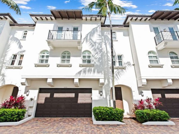 3235 NE 13th Street , Pompano Beach, FL 33062