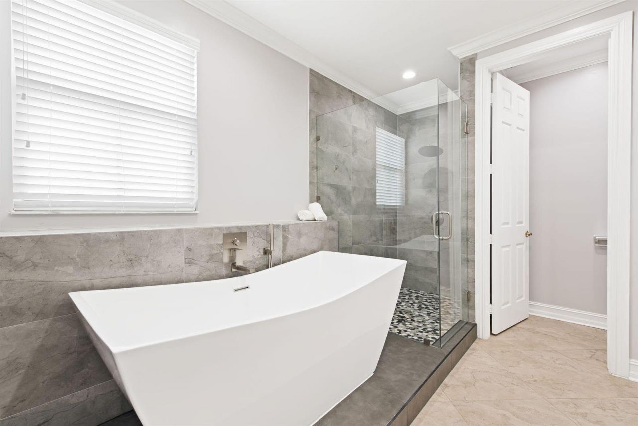 3235 NE 13th Street , Pompano Beach, FL 33062 Photo