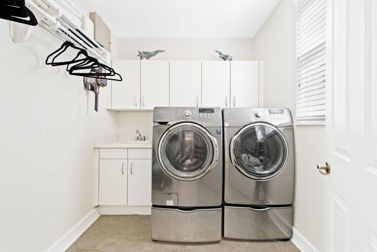 3235 NE 13th Street , Pompano Beach, FL 33062 Photo