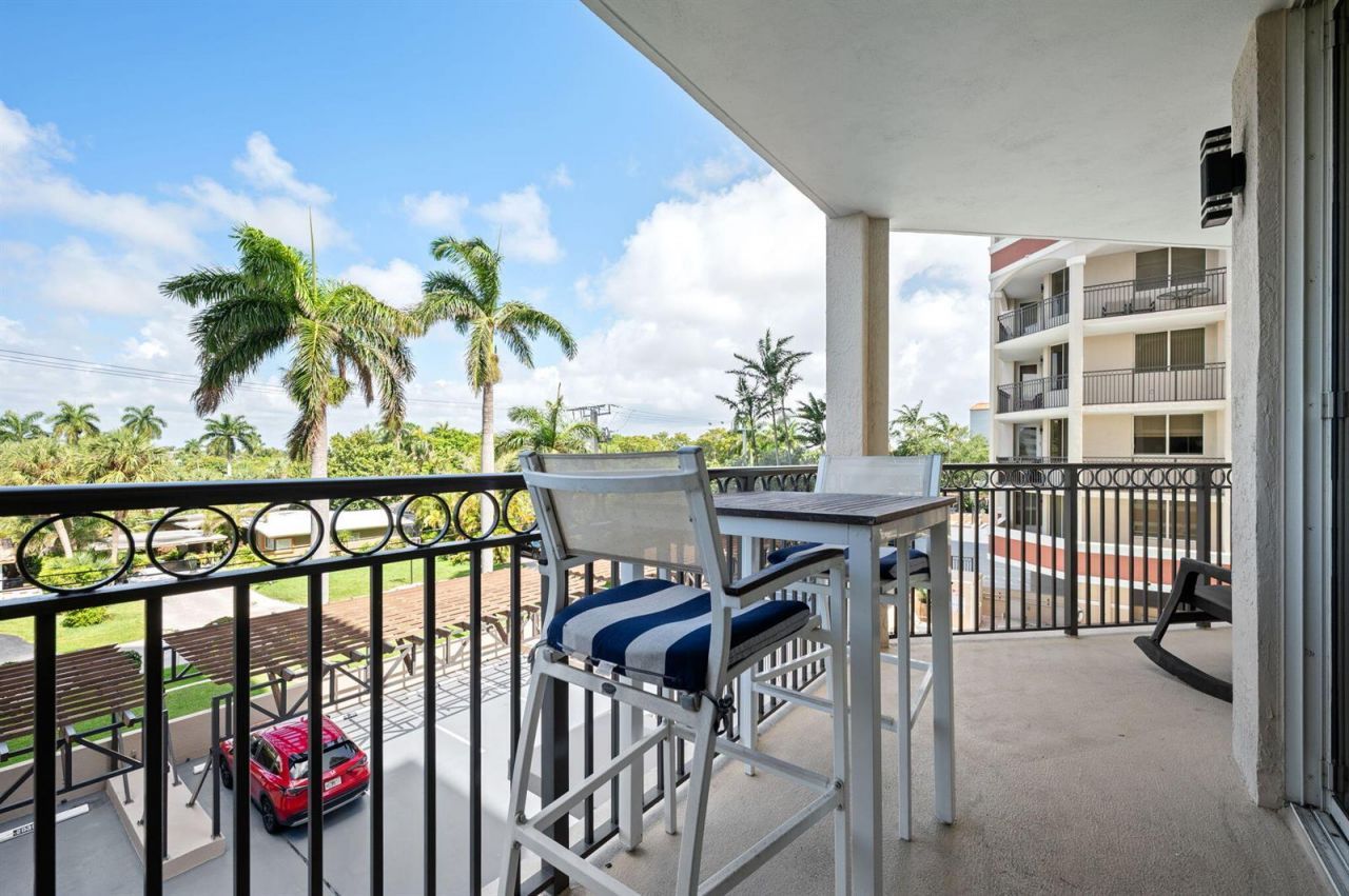 2001 N Ocean Boulevard , Unit 304, Fort Lauderdale, FL 33305 Photo