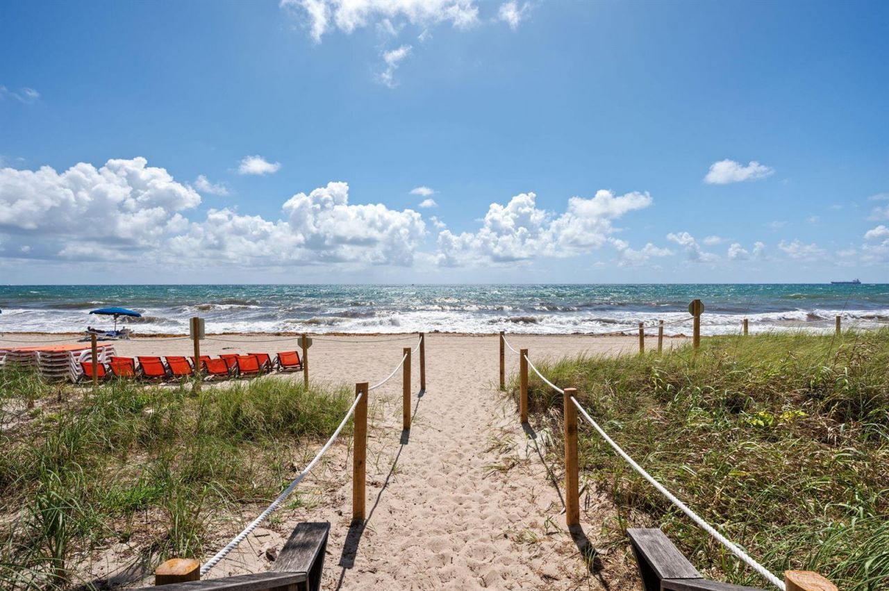 2001 N Ocean Boulevard , Unit 304, Fort Lauderdale, FL 33305 Photo