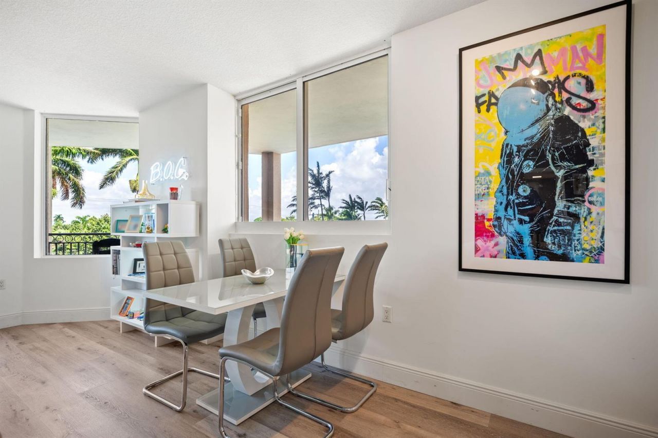 2001 N Ocean Boulevard , Unit 304, Fort Lauderdale, FL 33305 Photo