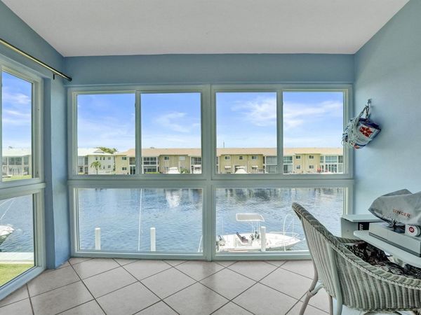 930 SE 9th Avenue , Unit 11, Pompano Beach, FL 33060