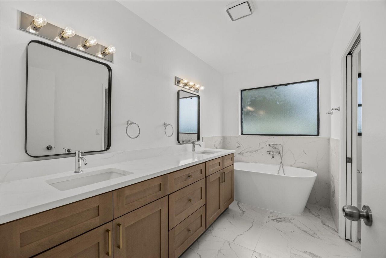 8910 Boatswain Drive , Boynton Beach, FL 33436 Photo