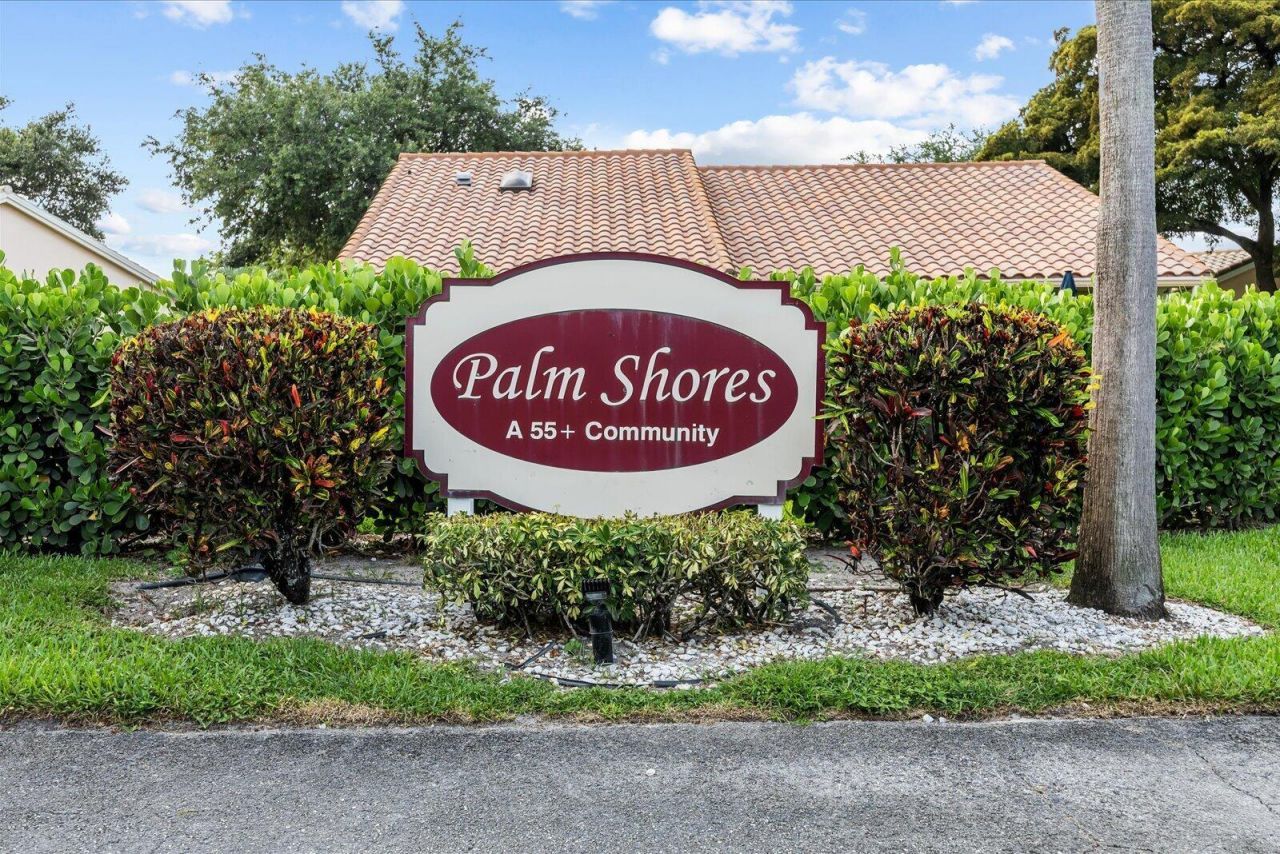 8910 Boatswain Drive , Boynton Beach, FL 33436 Photo