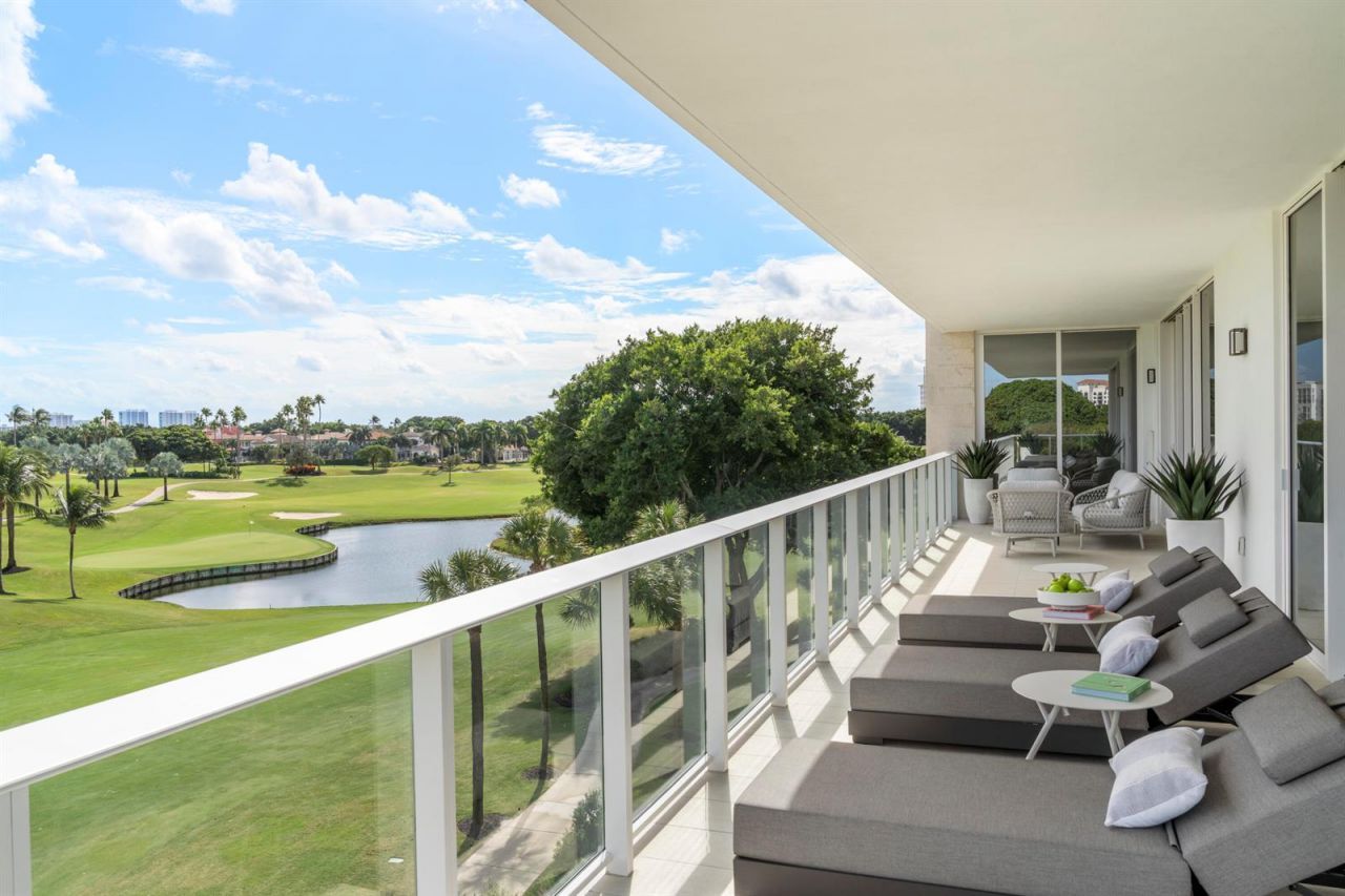 220 SE Mizner Boulevard , Unit 323, Boca Raton, FL 33432 Photo