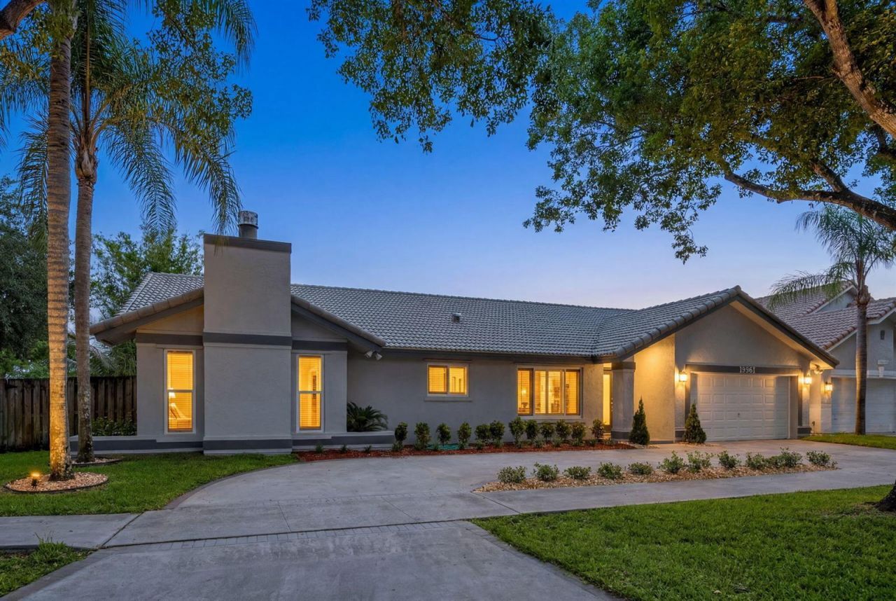 11595 S Quayside Drive , Cooper City, FL 33026 Photo