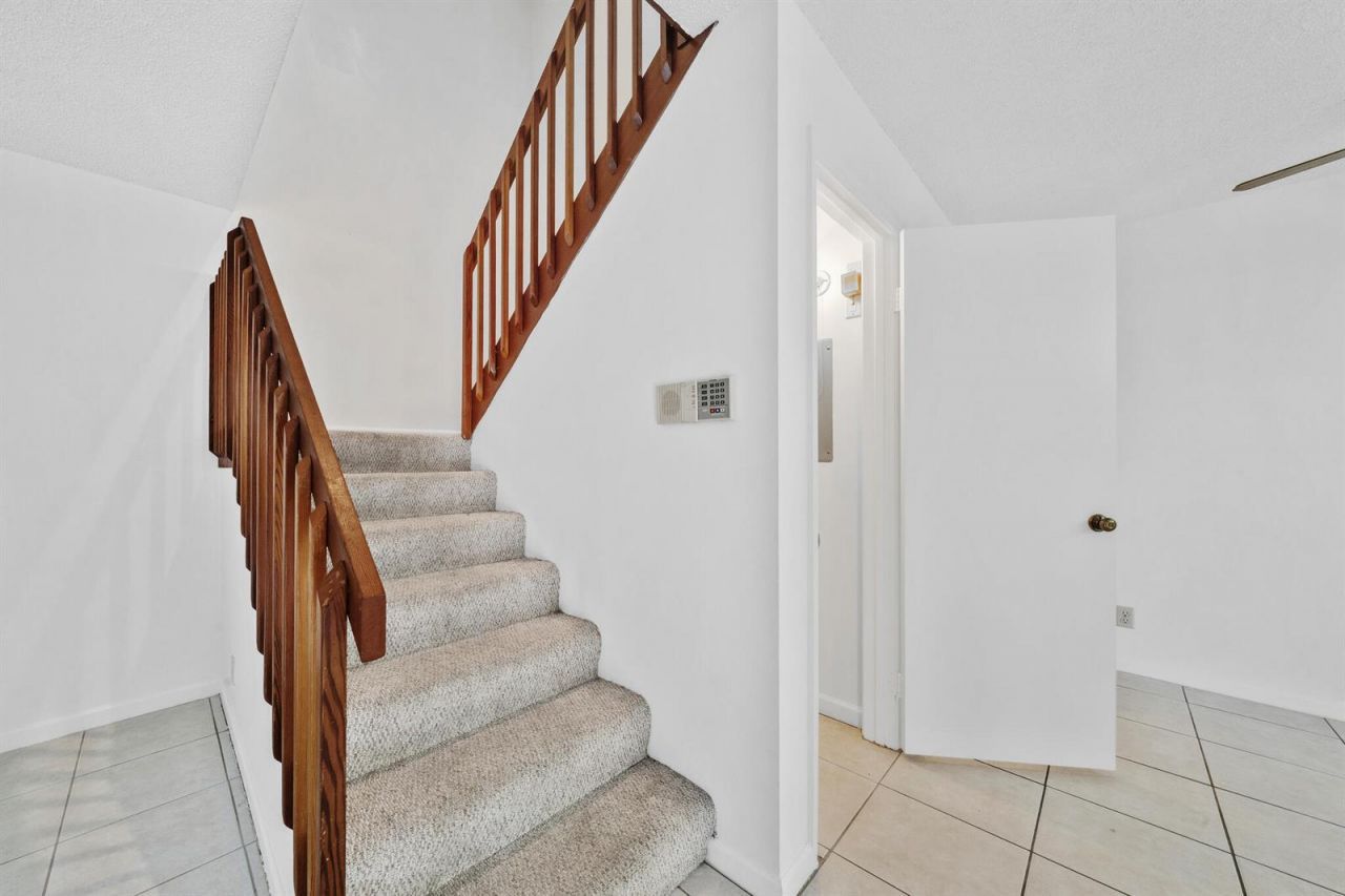 713 NW 99th Circle , Plantation, FL 33324 Photo