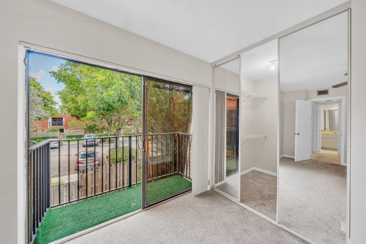 713 NW 99th Circle , Plantation, FL 33324 Photo
