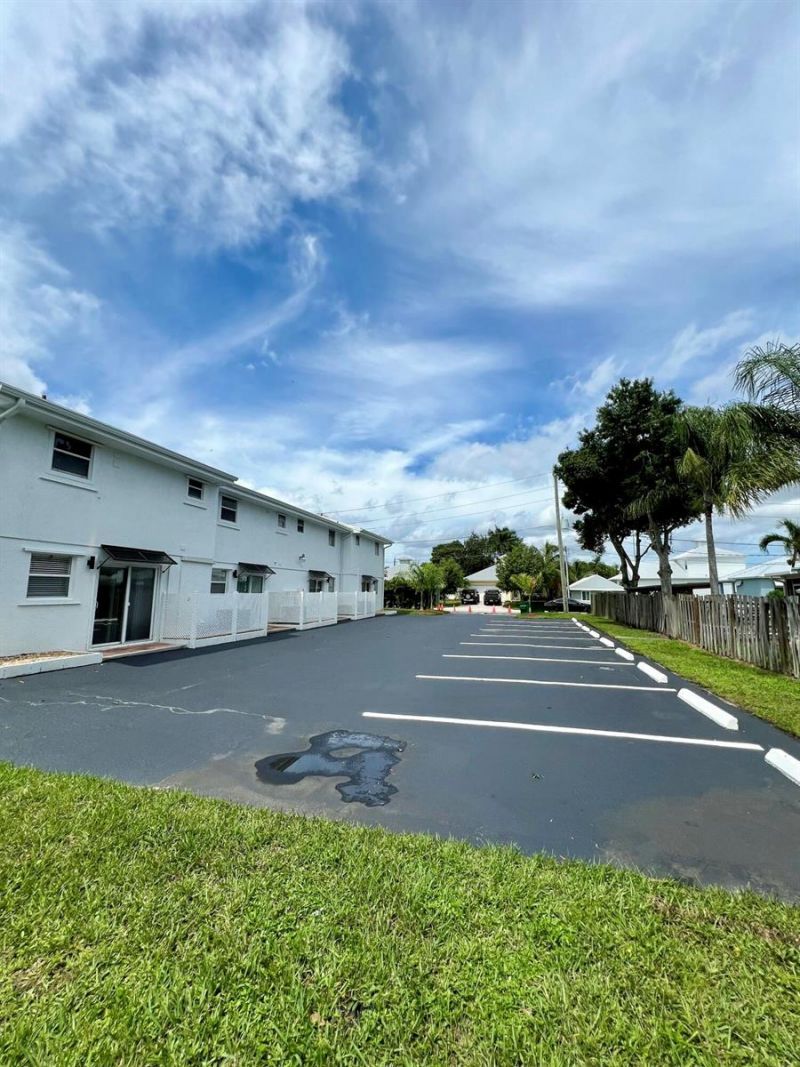 2819 SW Cornell Avenue , Palm City, FL 34990 Photo