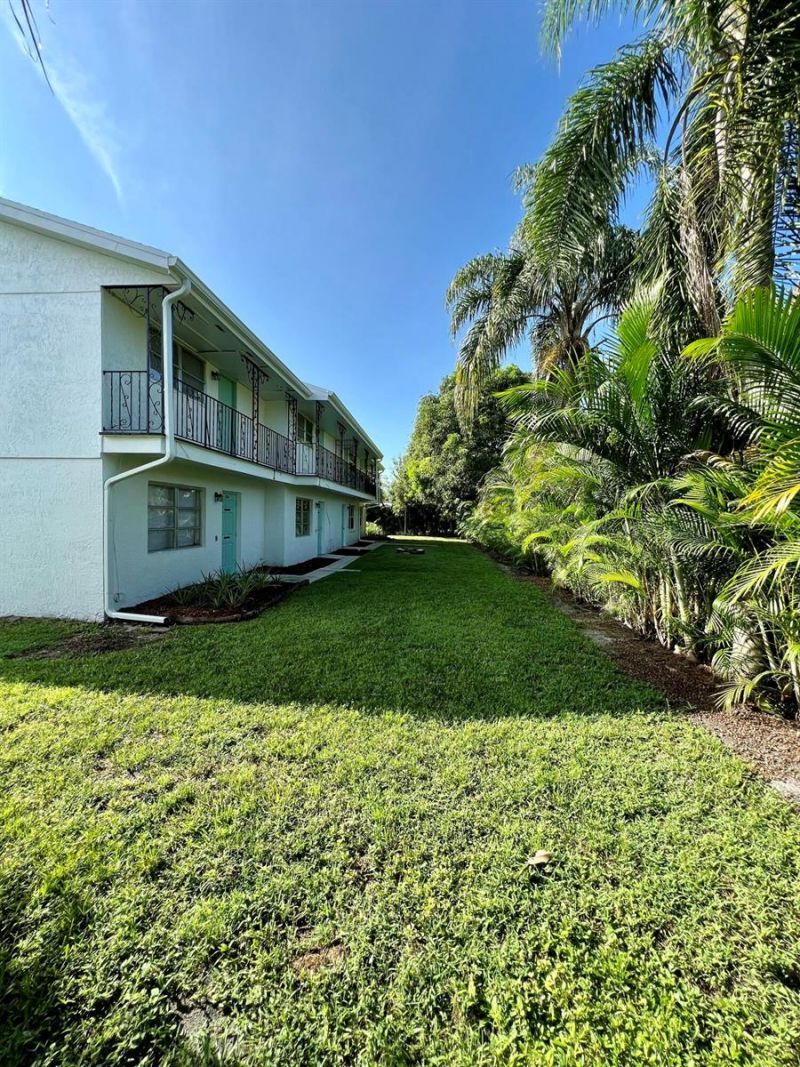 2819 SW Cornell Avenue , Palm City, FL 34990 Photo