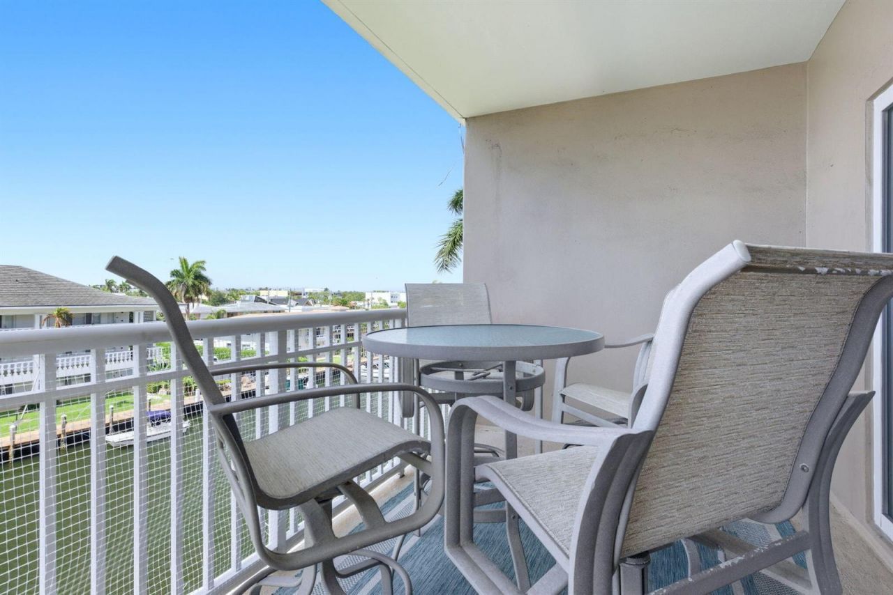 2880 NE 33rd Court , Unit 305, Fort Lauderdale, FL 33306 Photo