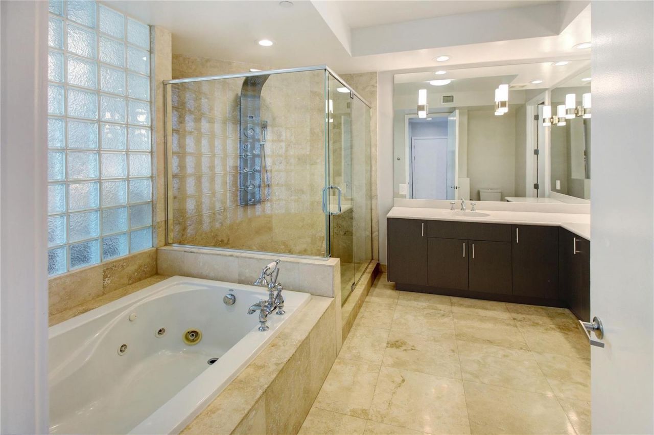 301 Hendricks Isle , Unit 7, Fort Lauderdale, FL 33301 Photo