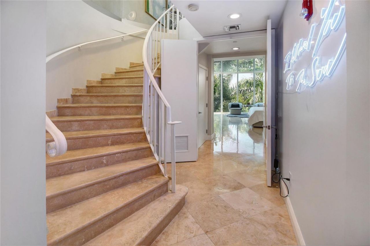 301 Hendricks Isle , Unit 7, Fort Lauderdale, FL 33301 Photo