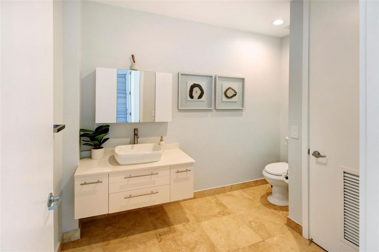 301 Hendricks Isle , Unit 7, Fort Lauderdale, FL 33301 Photo