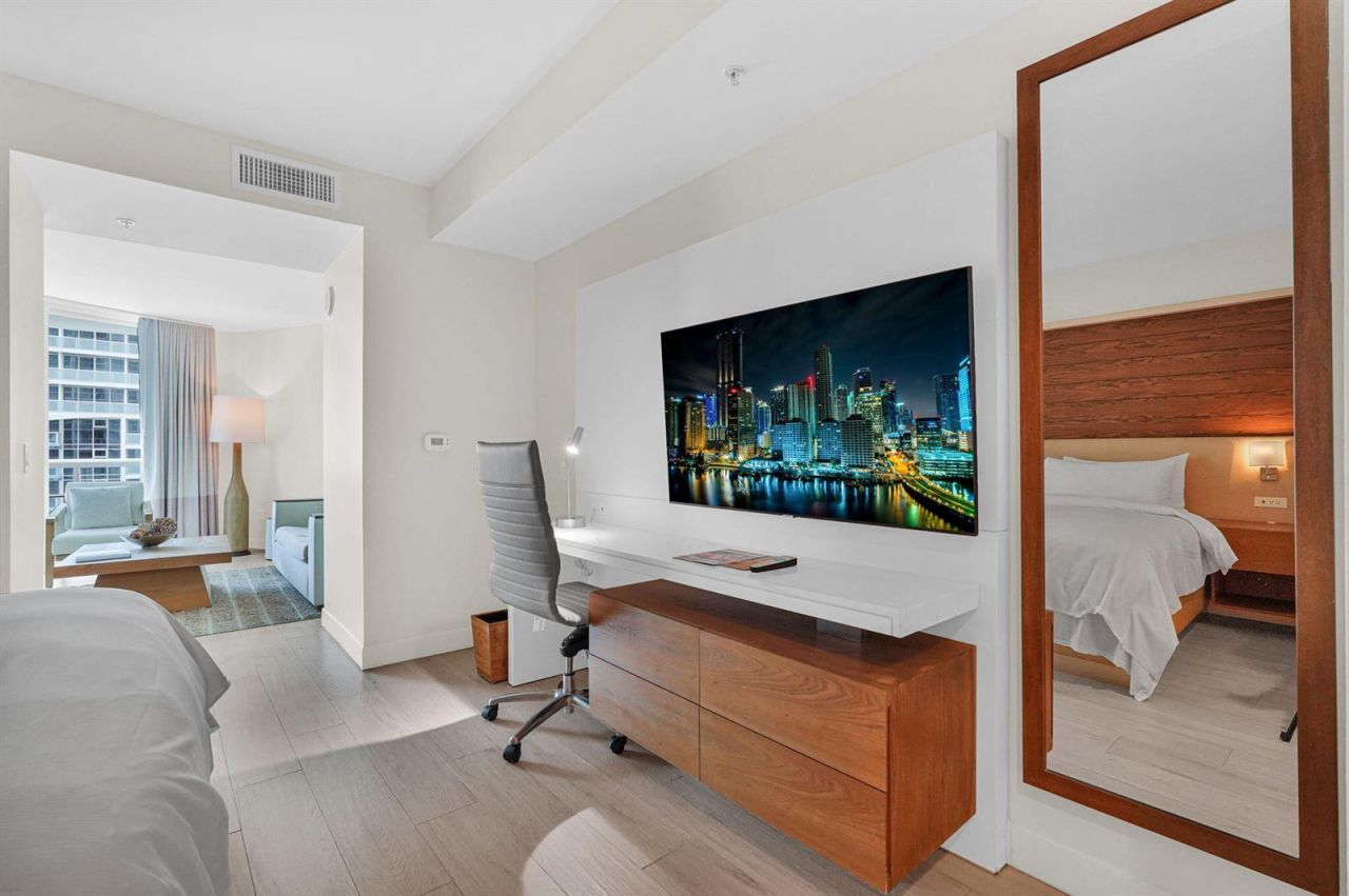 505 N Fort Lauderdale Beach Boulevard , Unit 1403, Fort Lauderdale, FL 33304 Photo