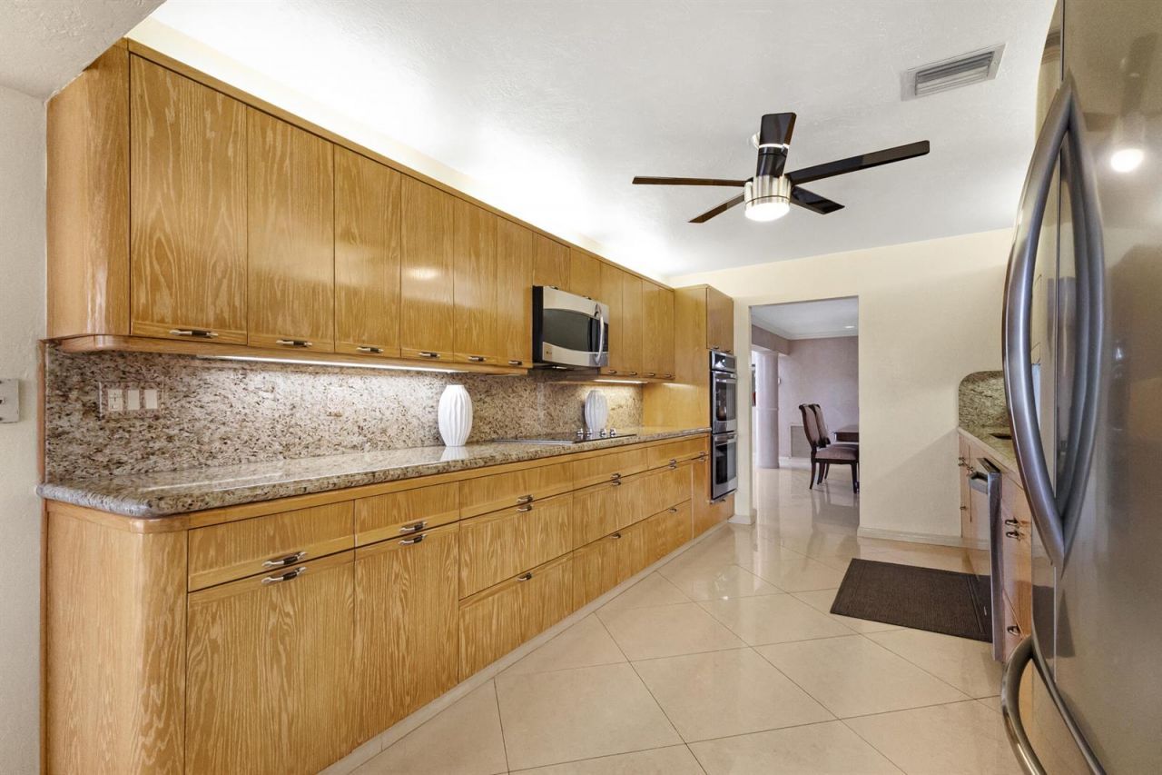 6201 Royal Poinciana Lane , Tamarac, FL 33319 Photo