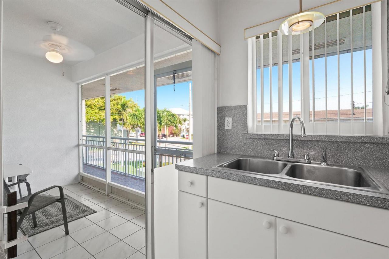 2100 NE 38th Street , Unit 243, Lighthouse Point, FL 33064 Photo
