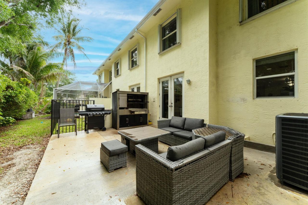 129 Spruce Street , Boynton Beach, FL 33426 Photo