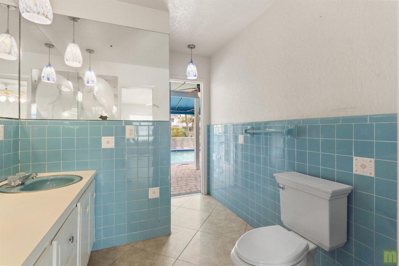 240 Lake Drive , Coconut Creek, FL 33066 Photo