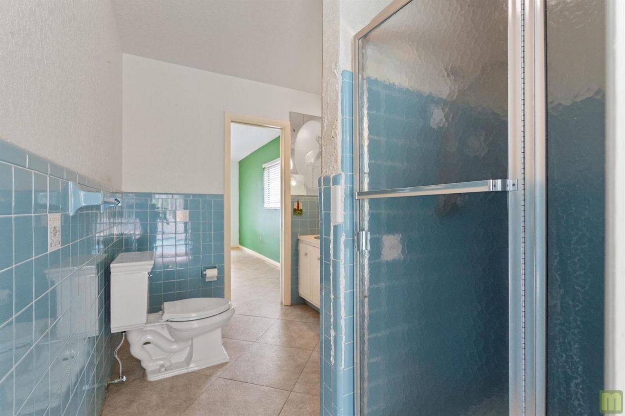 240 Lake Drive , Coconut Creek, FL 33066 Photo
