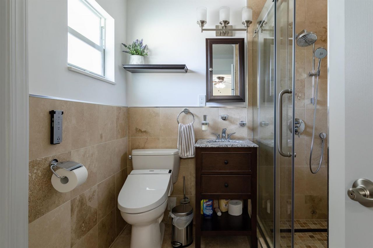 1724 37th Street , West Palm Beach, FL 33407 Photo