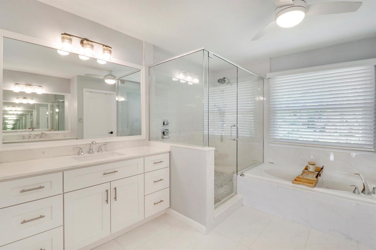 184 Bent Tree Drive , Palm Beach Gardens, FL 33418 Photo