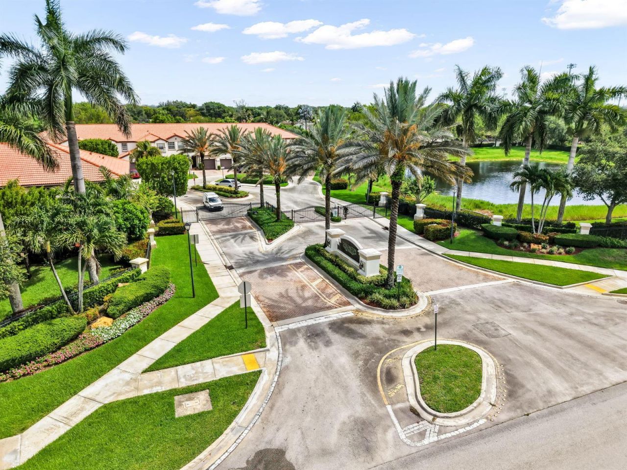 9731 Darlington Place , Cooper City, FL 33328 Photo